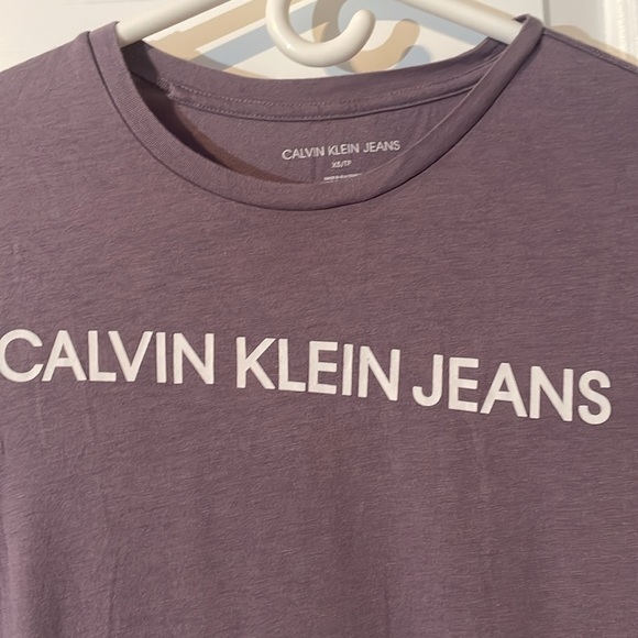 Calvin klein tee - Picture 2 of 2